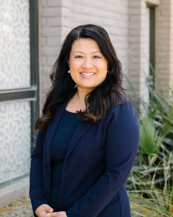 Dr. Thuy Padilla